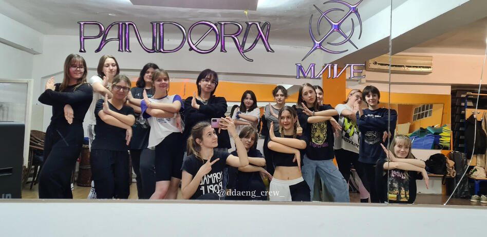 MAVE: - 'PANDORA' 💜