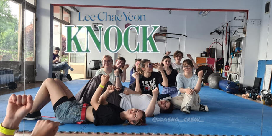 LEE CHAEYEON - 'KNOCK' 🚪